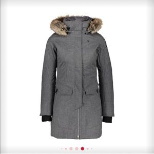 Woman’s Obermeyer down fashion ski coat